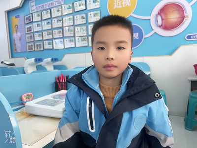 姓名：李文韬
屈光性质：近视+散光→轻度弱视
精准屈光度：
右眼-1.50/-0.50*180 →1.0-2
左眼-1.75/-1.00x10 →0.6
5米祼眼
右眼：0.4-2
左眼：0.3+1
五米矫正:
右眼：1.0-2
左眼：0.6
欢迎新报名的学生[玫瑰]