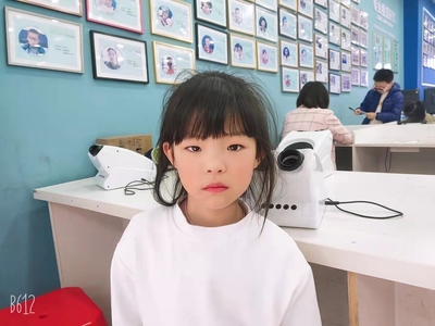 姓名：车逸路      【签约矫正】
屈光性质：远视+散光→轻度弱视
精准屈光度：
右眼：+1.50/+1.25*85→0.6-2
左眼：+2.25/+0.75*90→0.6-2
电脑矫正视力
右眼: 1.0 ✅       左眼:1.0 ✅
5M矫正视力
右眼:1.0 -  ✅    左眼:1.0-✅
视力情况：电脑初步达标，五米也提升很多。